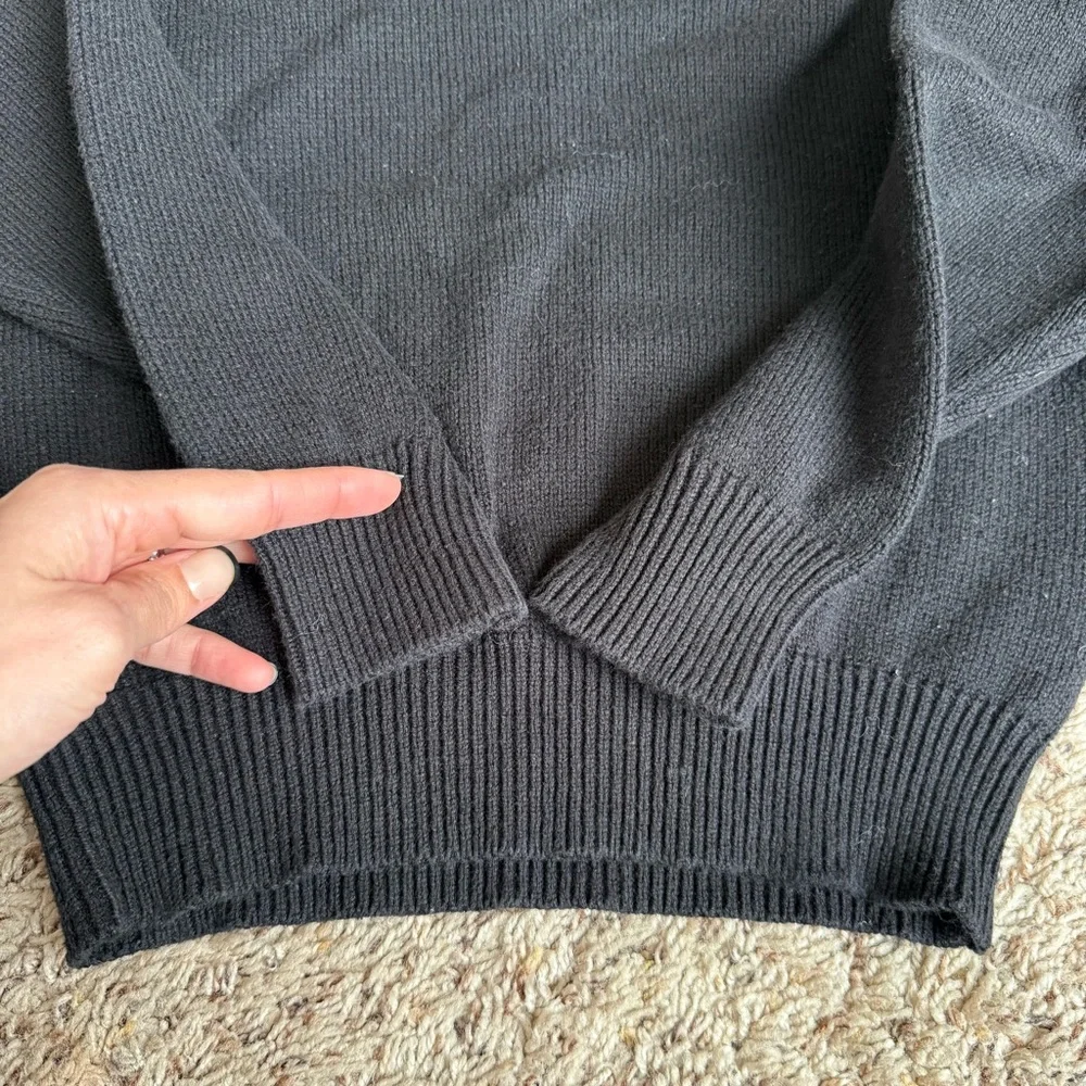 The Children’s Place black 1/2 zip sweater Small 5/6